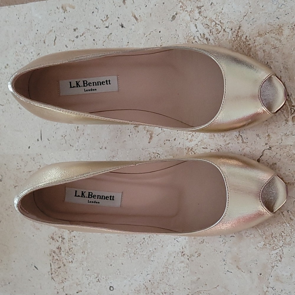 L.K. Bennett London gold metallic peep toe wedges.NWTsize 36/5.5. Made in Spain.